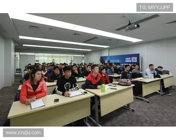 和平精英焦点分析:LNG选手个人能力与团队协作的深度探讨